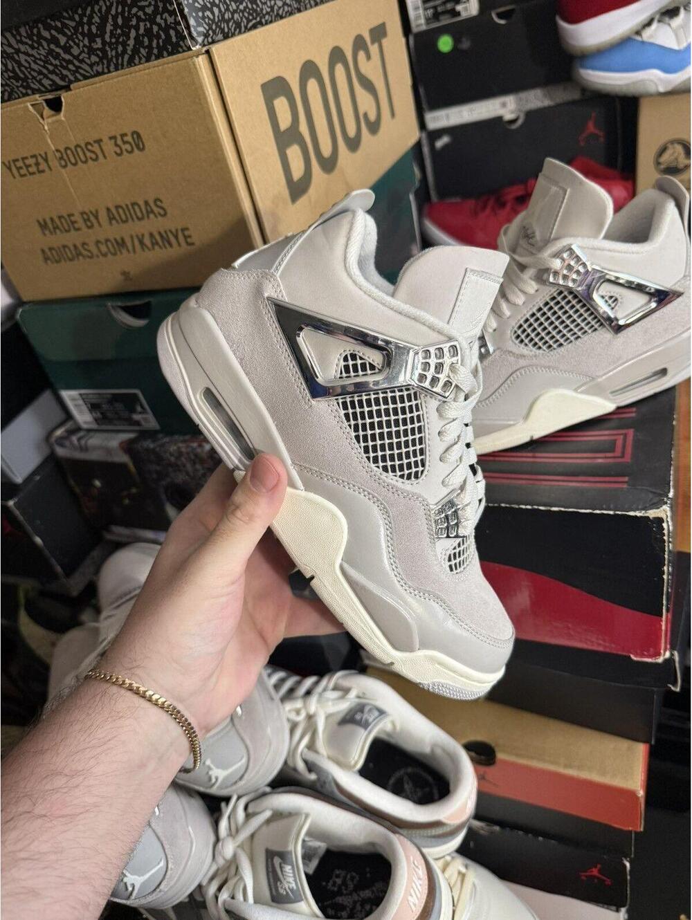 Jordan retro 4 frozen moments sz 6m/7.5w